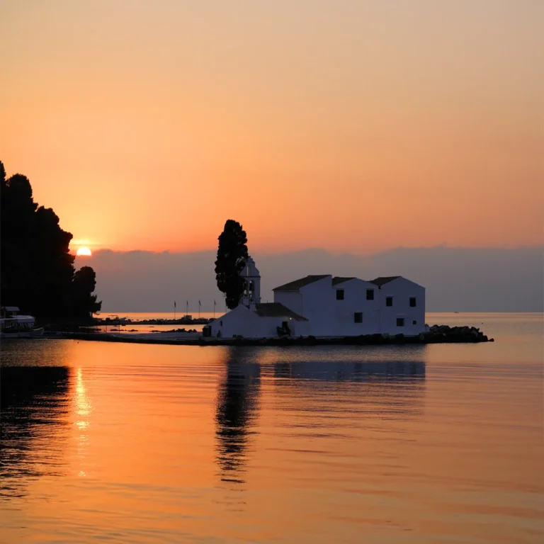 SUNSET PRIVATE CRUISE